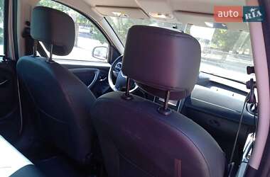 Внедорожник / Кроссовер Dacia Duster 2014 в Черкассах