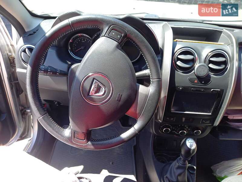 Внедорожник / Кроссовер Dacia Duster 2014 в Черкассах