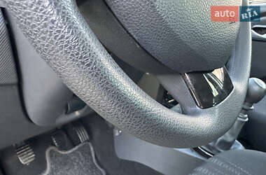 Внедорожник / Кроссовер Dacia Duster 2011 в 
