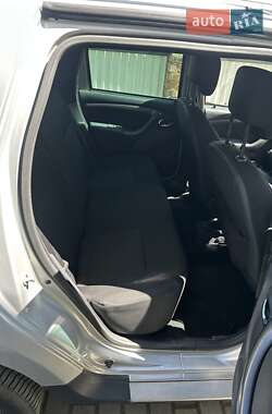 Позашляховик / Кросовер Dacia Duster 2014 в 