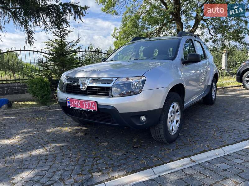 Внедорожник / Кроссовер Dacia Duster 2012 в Золочеве