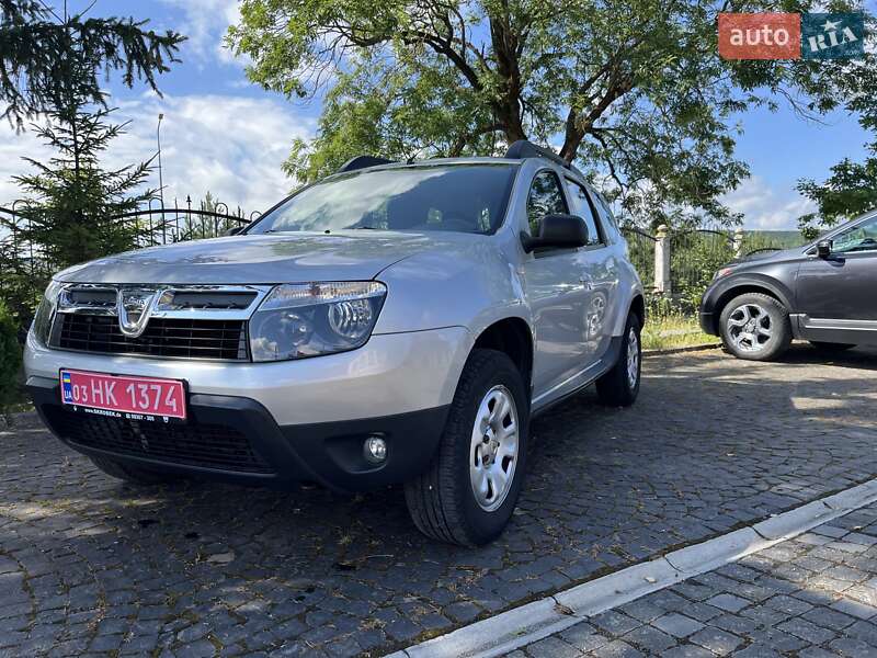 Внедорожник / Кроссовер Dacia Duster 2012 в Золочеве