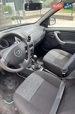 Внедорожник / Кроссовер Dacia Duster 2011 в 