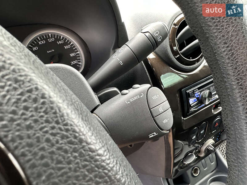 Позашляховик / Кросовер Dacia Duster 2012 в Сарнах