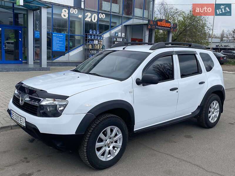 Dacia Duster 2011