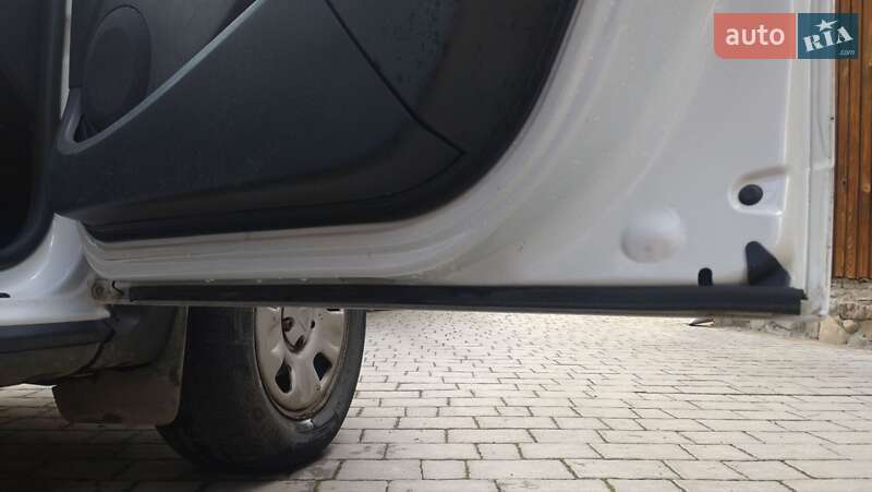 Позашляховик / Кросовер Dacia Duster 2012 в Яремчі