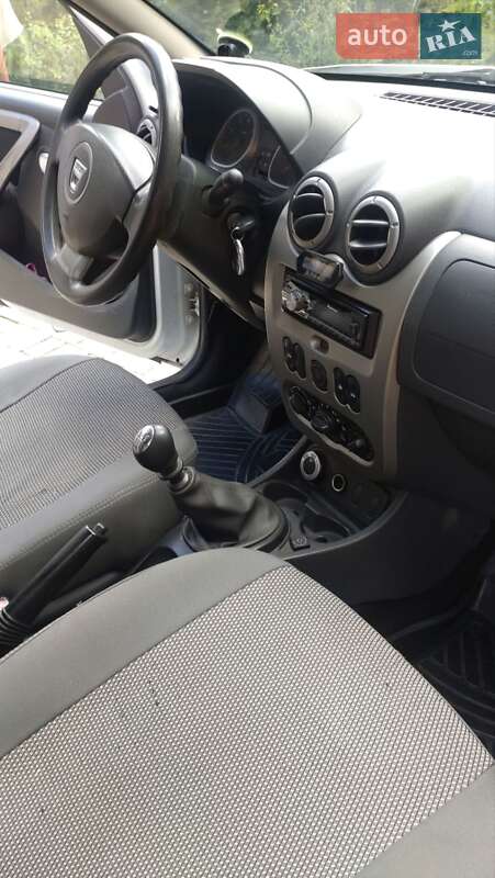 Позашляховик / Кросовер Dacia Duster 2012 в Яремчі