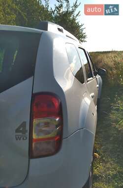 Внедорожник / Кроссовер Dacia Duster 2015 в Львове