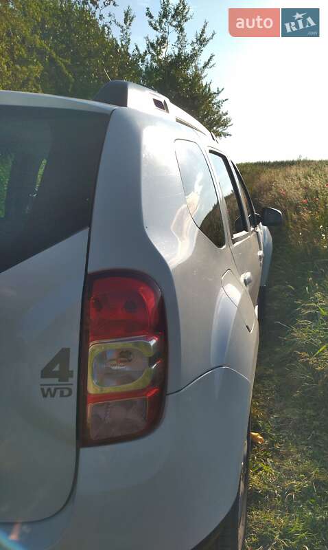 Позашляховик / Кросовер Dacia Duster 2015 в Львові фото 5 Позашляховик / Кросовер Dacia Duster 2015 в Львові