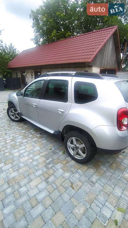 Внедорожник / Кроссовер Dacia Duster 2011 в Вараше