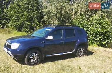 Позашляховик / Кросовер Dacia Duster 2010 в 