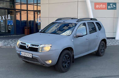 Позашляховик / Кросовер Dacia Duster 2010 в Києві