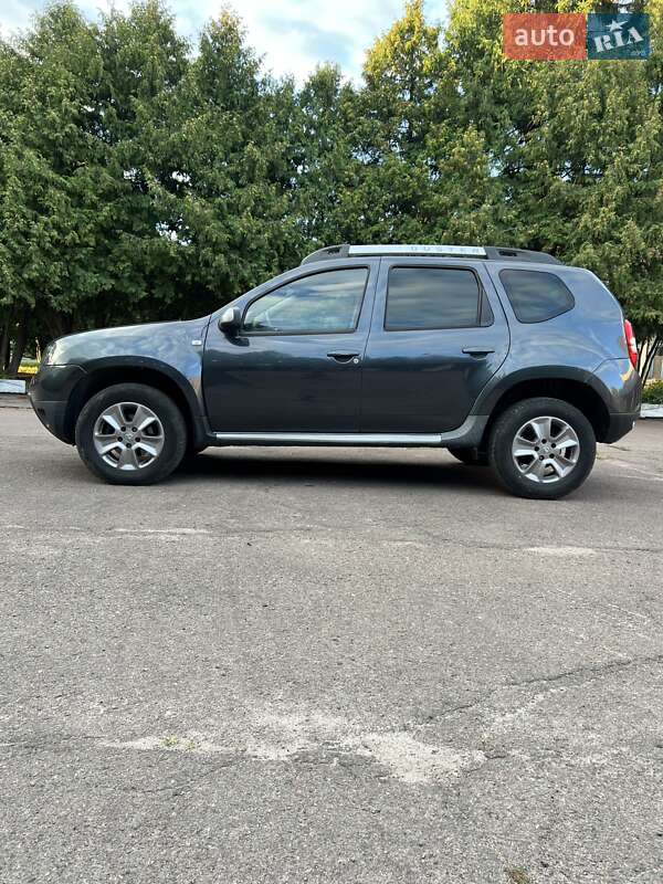 Позашляховик / Кросовер Dacia Duster 2014 в Ніжині