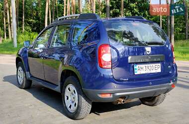 Внедорожник / Кроссовер Dacia Duster 2011 в 