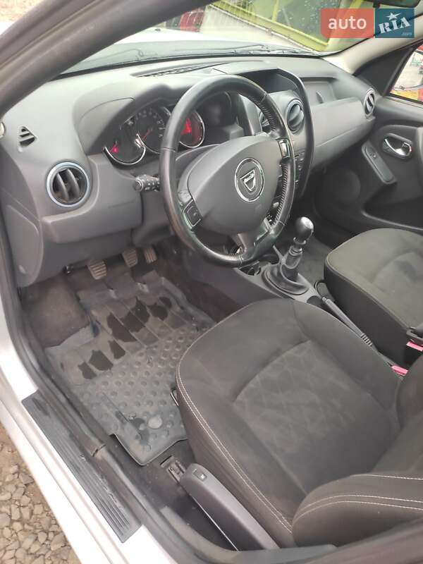 Позашляховик / Кросовер Dacia Duster 2014 в Ковелі