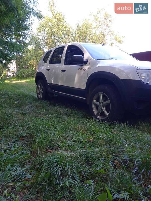 Позашляховик / Кросовер Dacia Duster 2011 в Калуші