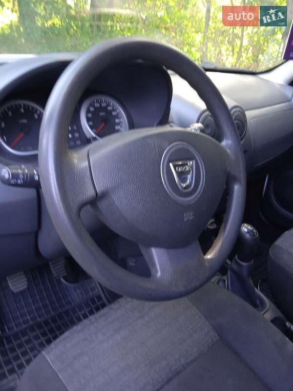 Позашляховик / Кросовер Dacia Duster 2011 в Калуші