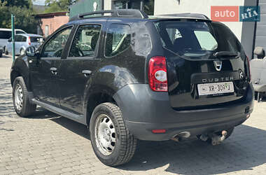 Внедорожник / Кроссовер Dacia Duster 2012 в 