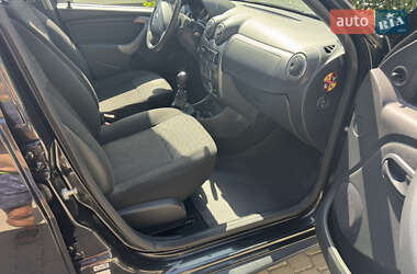 Внедорожник / Кроссовер Dacia Duster 2012 в 