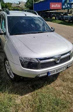 Внедорожник / Кроссовер Dacia Duster 2013 в 