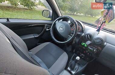 Внедорожник / Кроссовер Dacia Duster 2011 в 