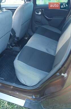 Внедорожник / Кроссовер Dacia Duster 2011 в 