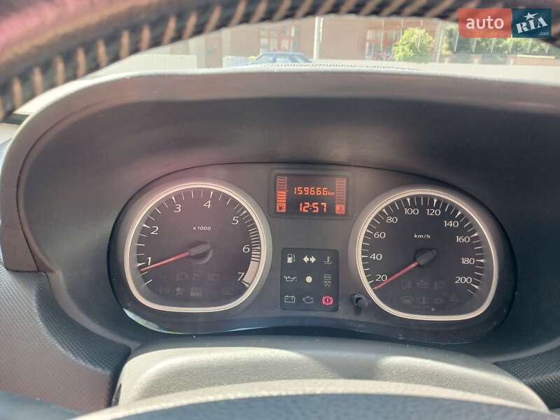 Позашляховик / Кросовер Dacia Duster 2011 в Тячеві