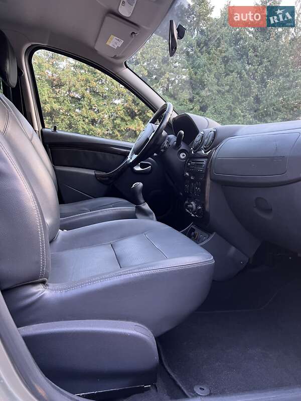 Позашляховик / Кросовер Dacia Duster 2011 в Ніжині фото 46 Позашляховик / Кросовер Dacia Duster 2011 в Ніжині