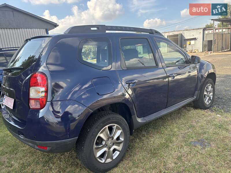 Внедорожник / Кроссовер Dacia Duster 2015 в Нововолынске
