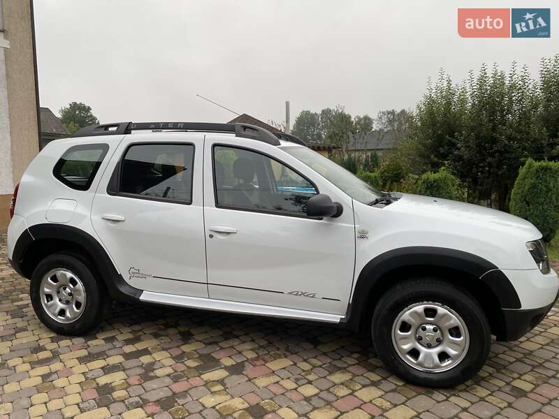 Внедорожник / Кроссовер Dacia Duster 2016 в Черновцах