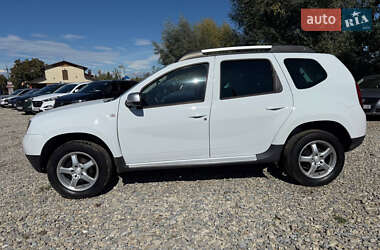 Позашляховик / Кросовер Dacia Duster 2011 в 