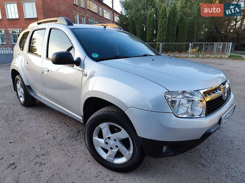 Dacia Duster 2011