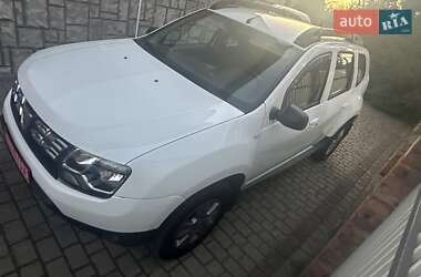 Позашляховик / Кросовер Dacia Duster 2014 в 