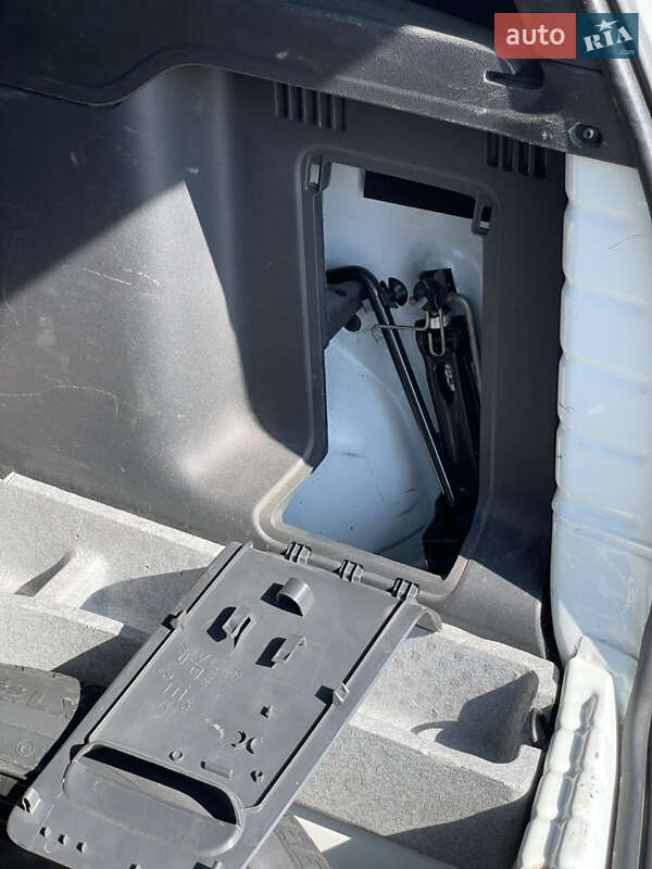 Внедорожник / Кроссовер Dacia Duster 2011 в Луцке фото 26 Внедорожник / Кроссовер Dacia Duster 2011 в Луцке