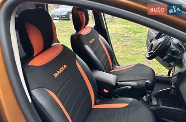 Внедорожник / Кроссовер Dacia Duster 2018 в 