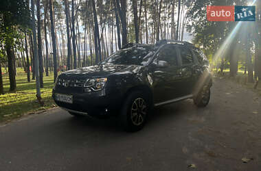 Внедорожник / Кроссовер Dacia Duster 2015 в Киеве