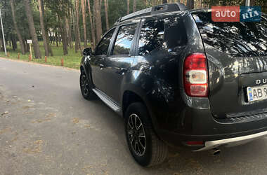 Внедорожник / Кроссовер Dacia Duster 2015 в 