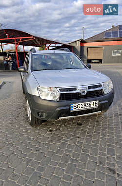 Позашляховик / Кросовер Dacia Duster 2011 в Яворові