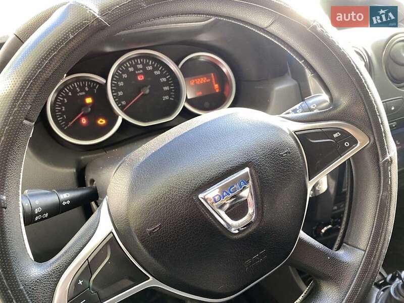 Внедорожник / Кроссовер Dacia Duster 2017 в Киеве фото 5 Внедорожник / Кроссовер Dacia Duster 2017 в Киеве