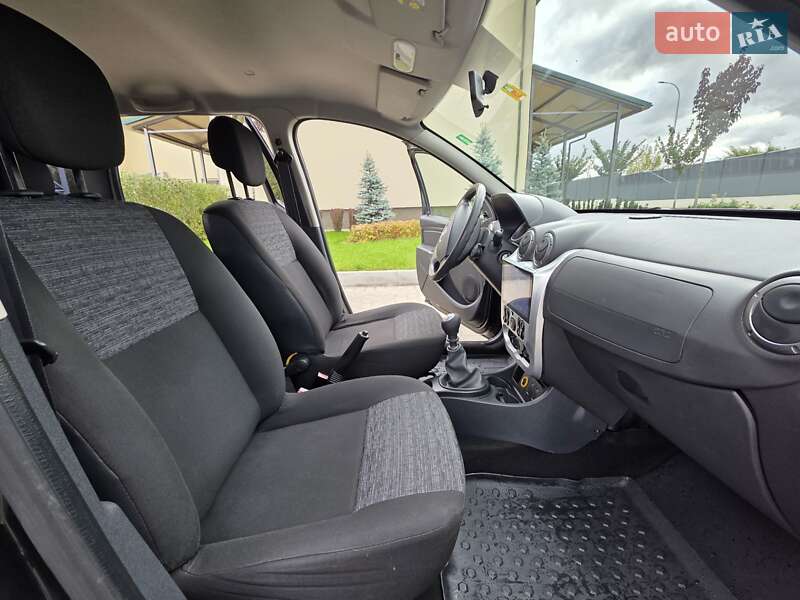 Внедорожник / Кроссовер Dacia Duster 2010 в Луцке фото 34 Внедорожник / Кроссовер Dacia Duster 2010 в Луцке