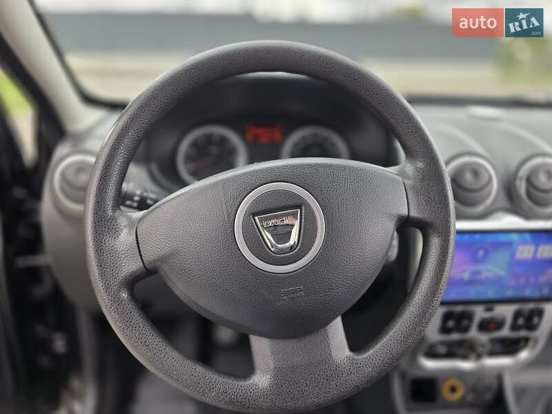 Внедорожник / Кроссовер Dacia Duster 2010 в Луцке фото 44 Внедорожник / Кроссовер Dacia Duster 2010 в Луцке