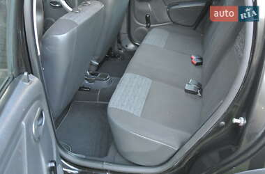 Внедорожник / Кроссовер Dacia Duster 2012 в 