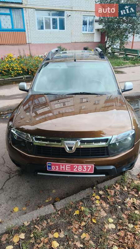 Внедорожник / Кроссовер Dacia Duster 2011 в 