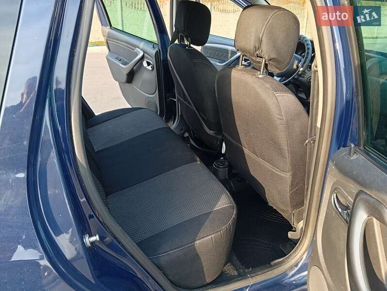 Внедорожник / Кроссовер Dacia Duster 2014 в Полтаве