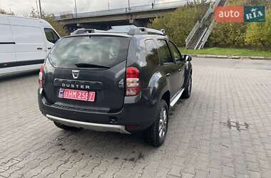 Внедорожник / Кроссовер Dacia Duster 2016 в 