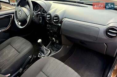 Внедорожник / Кроссовер Dacia Duster 2011 в 