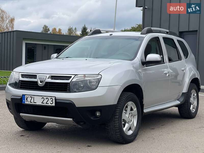 Позашляховик / Кросовер Dacia Duster 2010 в Радивиліві