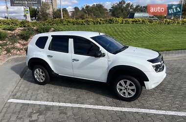 Внедорожник / Кроссовер Dacia Duster 2015 в 