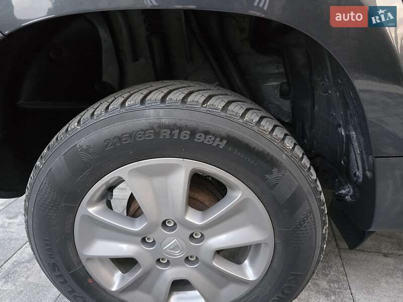 Внедорожник / Кроссовер Dacia Duster 2014 в Ивано-Франковске