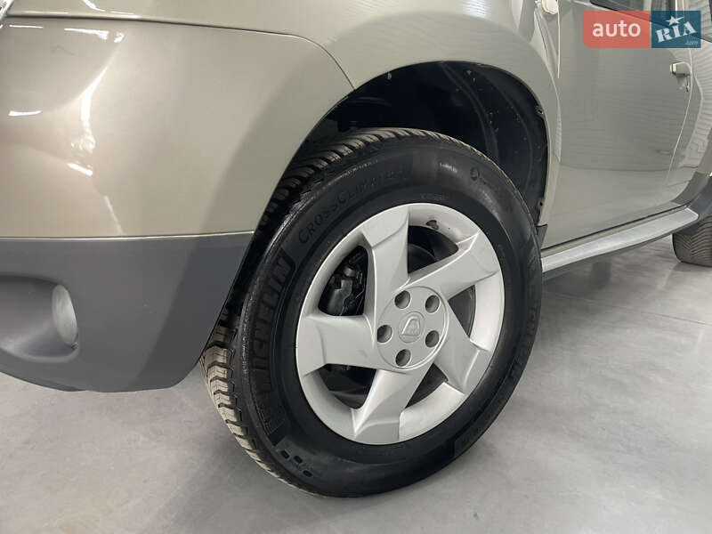 Внедорожник / Кроссовер Dacia Duster 2011 в Стрые